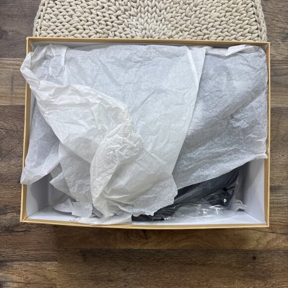 Michael Kors Black Platform Wedges Open Toe Slingback Shoes Size 9 Charm Logo - Picture 15 of 16